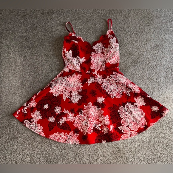 Trixxi Dresses & Skirts - Mini Red Floral Dress